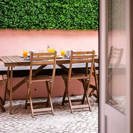 Cozy Tailor Made With A Refreshing Terrace Daire